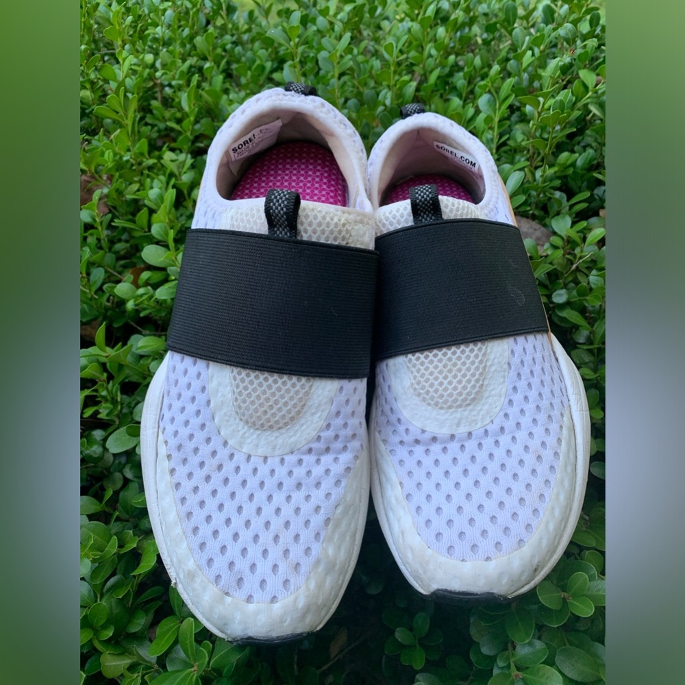 Sorel running shoe size 7.5